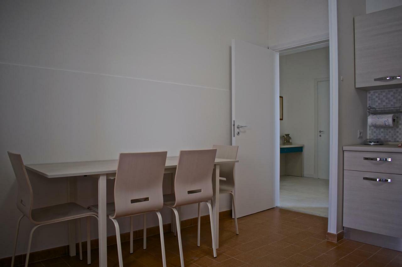 Il Piccolo Attico In Centro Leilighet Pozzallo Eksteriør bilde